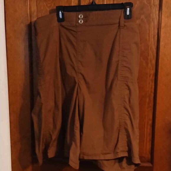 ✨NWOT Lot of 3 Torrid Stretch Poplin Utility Shorts Mid Rise Size (5X) - Picture 8 of 16